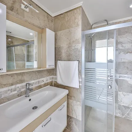 Julia Homes Appartement *